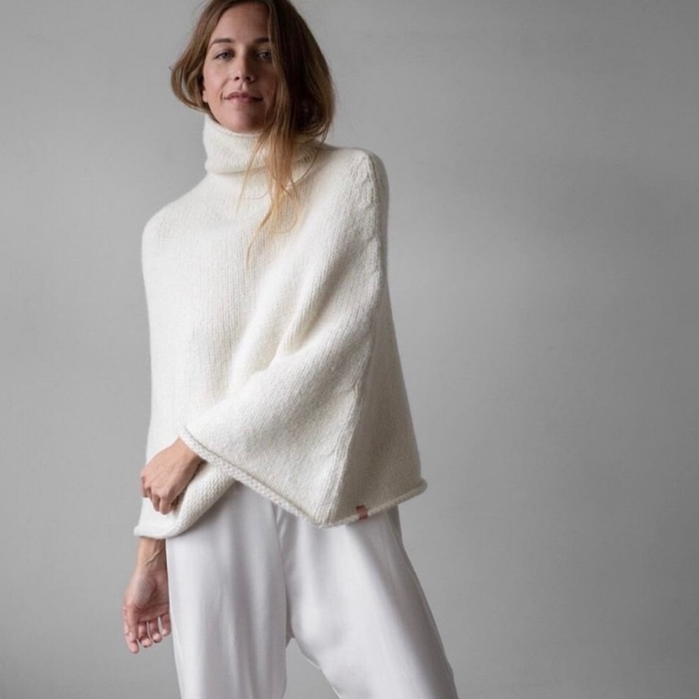 Lunya Cozy Baby Alpaca Capelet Turtleneck Sweater